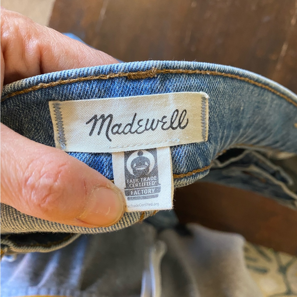 Madewell 11” High-Rise Flare Jeans - Picture 7 of 9